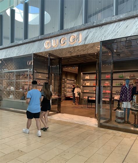 gucci yorkdale mall address|gucci bags outlet toronto.